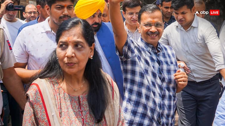 Delhi Court docket Dismisses CM Kejriwal’s Plea For Spouse Sunita To Be His Attendant Throughout Medical Con