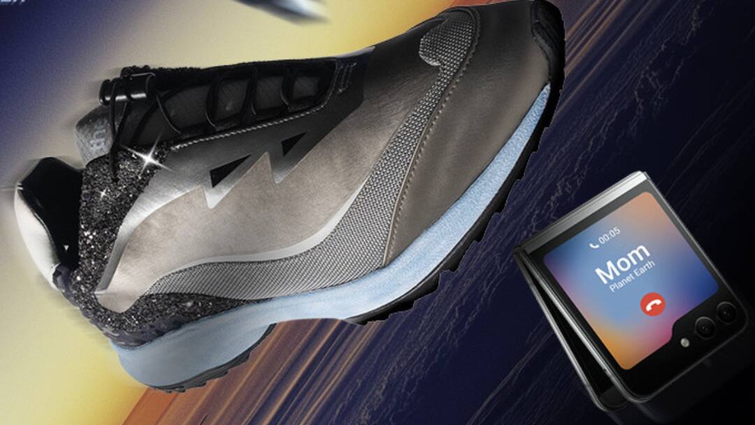 Samsung Launched New Sneakers name Shortcut Control with your phone latest technology अरे ये क्या? अब जूतों से कंट्रोल होगा आपका फोन, Samsung ने लॉन्च किए धांसू स्नीकर्स
