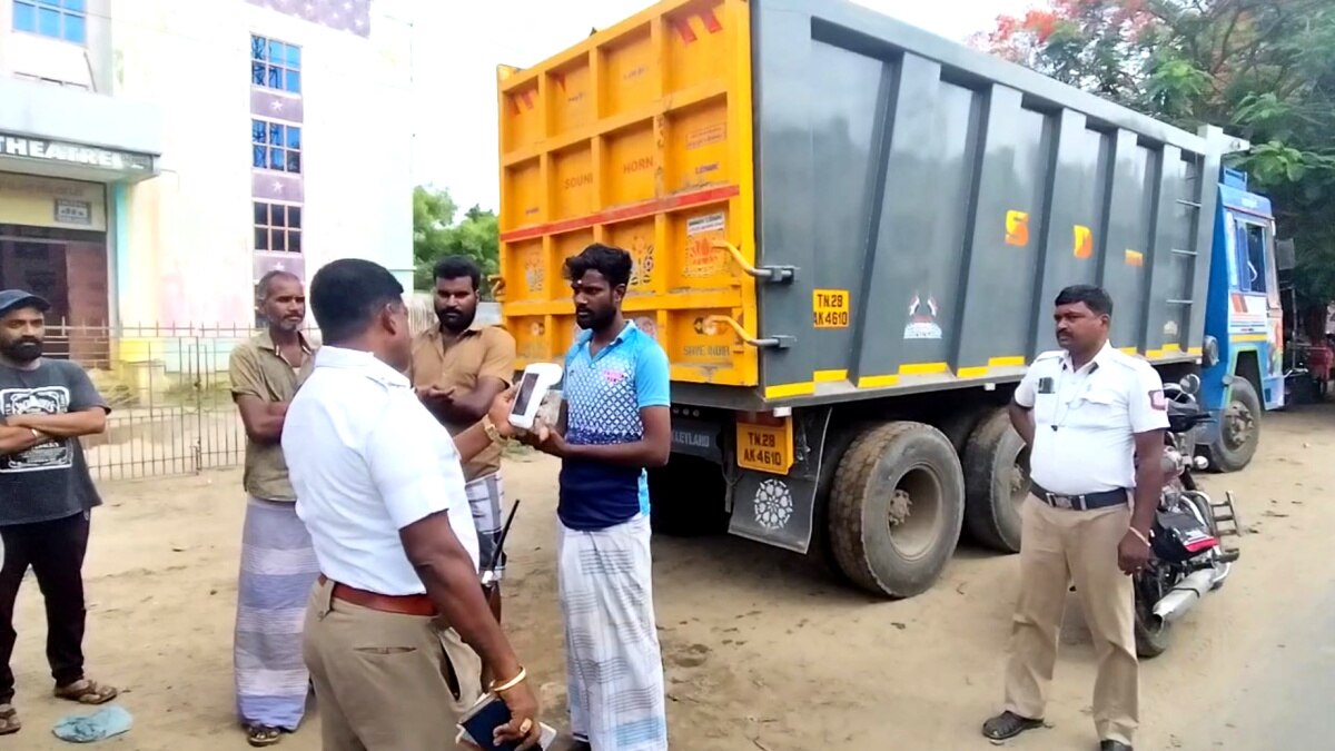 சீர்காழி நகருக்குள் வந்த 5 லாரிகளுக்கு அபராதம் - காரணம் இதுதான்