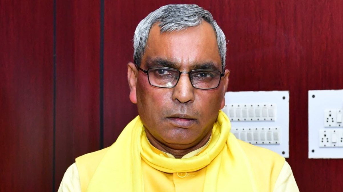 OP Rajbhar troubles will increase in Subhaspa MLA Bediram case CM Yogi  summoned him | सुभासपा विधायक बेदीराम मामले में बढ़ेंगी ओपी राजभर की  मुश्किलें! सीएम योगी ने किया तलब