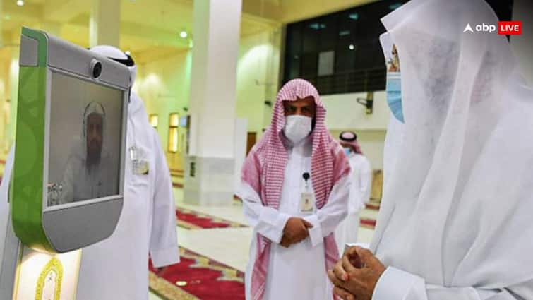 11 भाषाएं बोलता है सऊदी अरब का ये ‘फतवा रोबोट’, हज करने वालों की ऐसे करता है मदद
