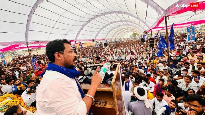 After the SP candidate was declared from Nagina, it became clear that there was no direct talk between Akhilesh Yadav and Chandrashekhar regarding the candidature. It was said that Chandrashekhar had not asked for support from SP. That is why Akhilesh fielded his own candidate.