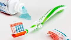 Toothpaste Hacks: শুধু দাঁত পরিষ্কার করতেই নয়, আরও যে যে কাজে লাগে মাজন