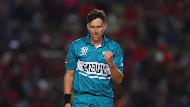 New Zealand Ace Trent Boult Confirms Ongoing T20 World Cup Will Be His Last Trent Boult retirement: టీ 20 క్రికెట్‌లో ముగిసిన బౌల్ట్ శకం, రిటైర్మెంట్‌ ప్రకటించిన కివీస్‌ పేసర్‌