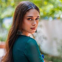 Aditi Rao Hydari : மரகத புறா போல் காட்சியளிக்கும் நடிகை அதிதி ராவ் ஹைதாரி!