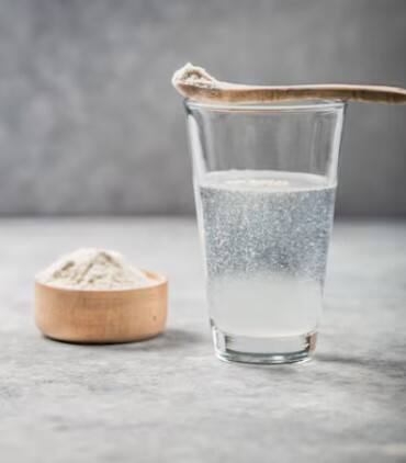 ਜੇ ਤੁਹਾਨੂੰ ਕਬਜ਼ ਦੀ ਸਮੱਸਿਆ ਹੈ ਤਾਂ ਪਾਣੀ ‘ਚ ਕਾਲਾ ਲੂਣ ਮਿਲਾ ਕੇ ਪੀਣ ਨਾਲ ਤੁਸੀਂ ਇਸ ਸਮੱਸਿਆ ਤੋਂ ਛੁਟਕਾਰਾ ਪਾ ਸਕਦੇ ਹੋ। ਕਾਲੇ ਲੂਣ ਵਾਲਾ ਪਾਣੀ ਤੁਹਾਡੀ ਅੰਤੜੀਆਂ ਦੀ ਸਿਹਤ ਨੂੰ ਬਿਹਤਰ ਬਣਾਉਣ ਵਿੱਚ ਕਾਰਗਰ ਸਾਬਤ ਹੋਵੇਗਾ।