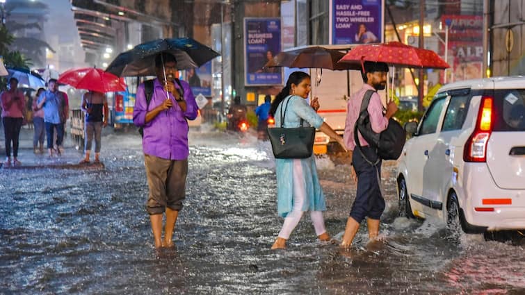 Maharashtra Rain forecast today in Mumbai Thane Konkan along with Marathwada Vidarbh Lightenig with thunderstrom winds Marathi News Rain Alert : आज मुंबई, ठाण्यात कोसळधार! कोकणासह मराठवाड्यात वादळी वाऱ्यासह पावसाचा अंदाज