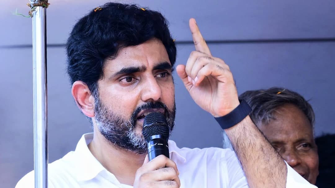 Minister Nara Lokesh asks Higher education officers to give Vidya deevena Vasati deevena reports Nara Lokesh: విద్యాదీవెన, వసతిదీవెన బకాయిల వివరాలివ్వండి! - మంత్రి లోకేష్ ఆదేశం