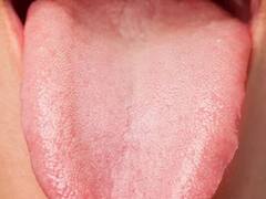 Tongue Color Disease: ਤੁਹਾਡੀ ਜੀਭ ਦਾ ਰੰਗ ਵੀ ਦੱਸਦਾ ਹੈ ਬਿਮਾਰੀ, ਇਸ ਤਰ੍ਹਾਂ ਕਰੋ ਚੈੱਕ