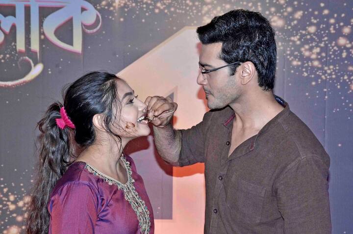 প্রথম ধারাবাহিকেই জনপ্রিয় হয়ে উঠেছেন অভিনেত্রী দিব্যাণি মণ্ডল। ধারাবাহিকে নাম ভূমিকায় দেখা যায় তাঁকেই।