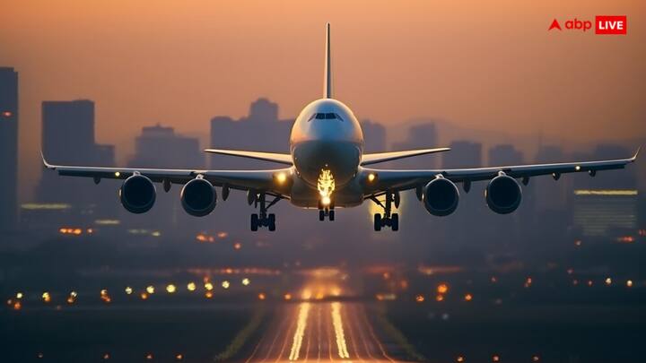 स्पोर्ट्स मसाज थेरेपिस्ट गर्थ कॉलिंस ने फ्लाइट में सवार थाई फाइटर डेमियन कॉलिन्स का एक वीडियो अपने सोशल मीडिया अकाउंट पर शेयर किया. इसमें डेमियन को बुरी तरह से पसीने में लथपथ देखा गया, जबकि उनके पीछे खड़े लोग खुद को पंखा कर रहे थे.