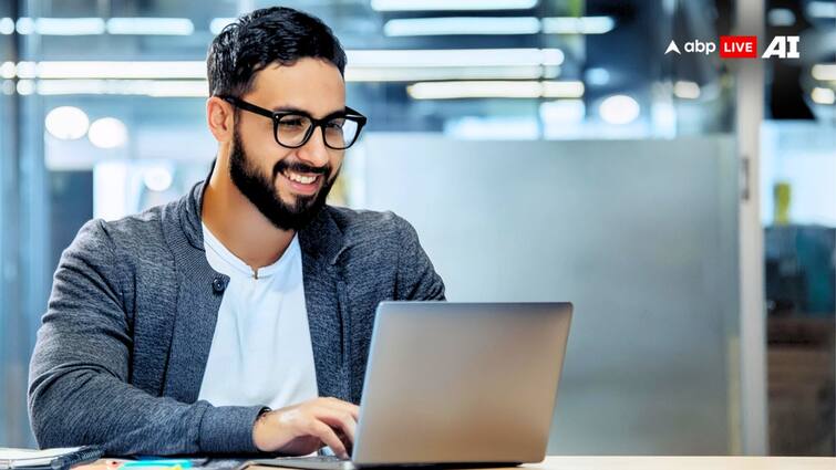 पहली ही नौकरी में चाहिए शानदार सैलरी तो नोट कर लें ये काम के टिप्स, केवल डिग्री से नहीं बनेगी बात How to get good salary in first job itself how to add value in your personality to attract employers tips for good job पहली ही नौकरी में चाहिए शानदार सैलरी तो नोट कर लें ये काम के टिप्स, केवल डिग्री से नहीं बनेगी बात