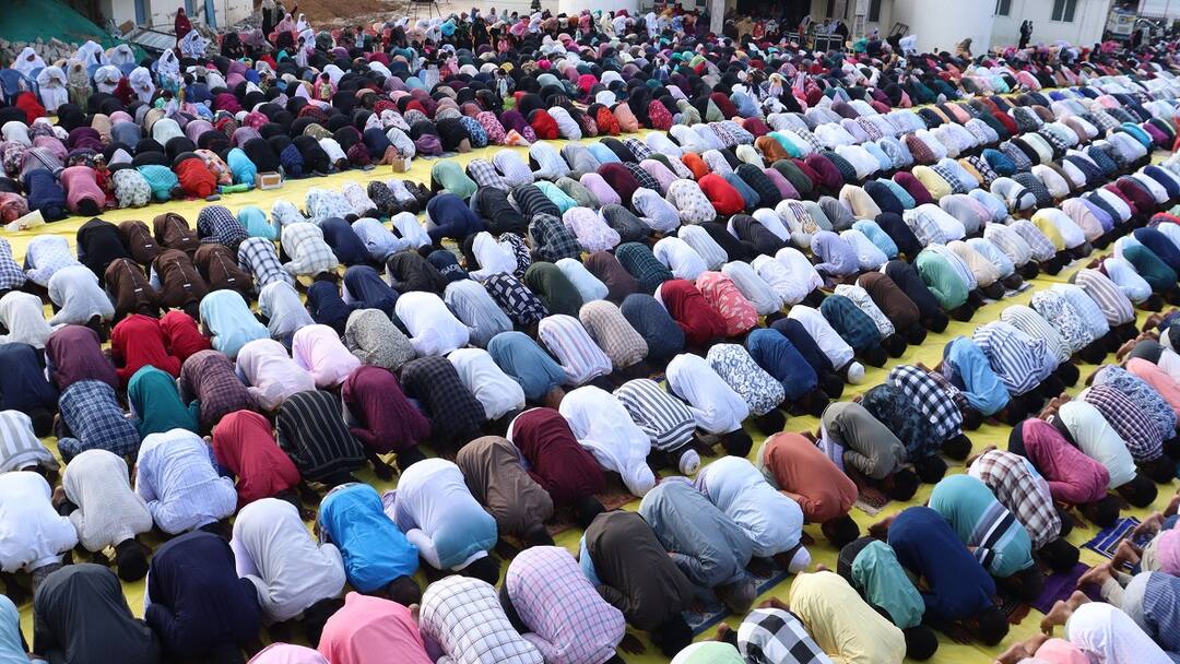 தஞ்சை மாவட்டத்தில் ஈகைத் திருநாளாம் பக்ரீத் பண்டிகை சிறப்பு தொழுகை