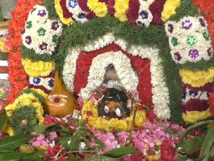 கரூர்: ஸ்ரீ தனிக்காட்டு கருப்பணசுவாமி ஆலய கும்பாபிஷேக விழா