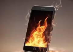 ગરમીમાં જો આ ભૂલ કરી તો બોમ્બની જેમ ફાટી શકે છે તમારો ફોન