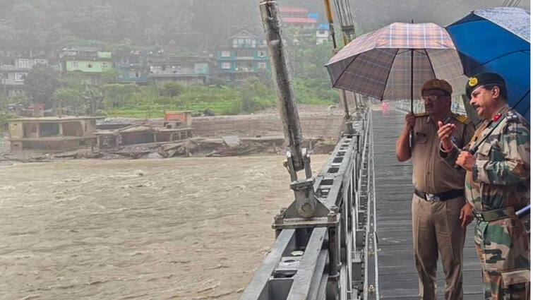 Sikkim Landslide: Evacuation Of Stranded Tourists Begins In Mangan District, 50 Rescued Sikkim Landslide Evacuation Of Stranded Tourists Begins In Mangan District Sikkim Landslide: Evacuation Of Stranded Tourists Begins In Mangan District, 50 Rescued