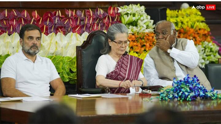 Parliament House: संसद में प्रेरणा स्थल है, जहां महानायकों की 50 मूर्तियां हैं. उप-राष्ट्रपति जगदीप धनखड़ ने इस स्थल का लोकार्पण किया, जहां महात्मा गांधी से लेकर शिवाजी महाराज तक की प्रतिमाएं हैं.