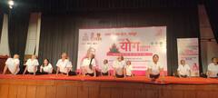 जयपुर में बना विश्व रिकॉर्ड? लगातार 1500 मिनट से ज्यादा चला योगाभ्यास, बच्चे-बुजुर्ग बने साक्षी