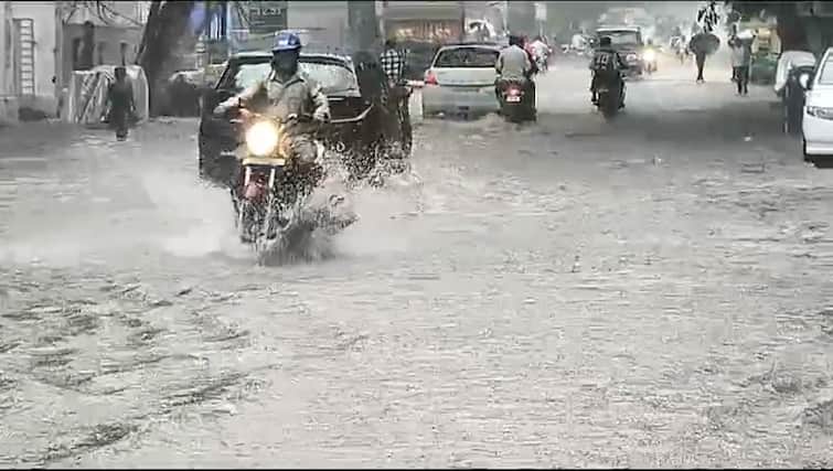 gujarat weather meteorological department forecast rain 18 districts wind speed 30 40 km Gujarat Weather: આજે 18 જીલ્લામાં ભુક્કા બોલાવશે વરસાદ, 30થી 40 કિમીની ઝડપે પવન પણ ફૂંકાશે