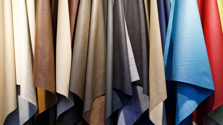 The influence of Vegan Leather: Vegan leather, commonly known as Faux leather, has a lot of advantages. It is more animal-friendly since animal skins are no longer necessary. It's a more sustainable option because the production method often utilizes less chemicals and resources than typical leather. Furthermore, the incredible variety of colors, textures, and finishes available in vegan leather allows you to flaunt your unique style. (Image source: Canva)
