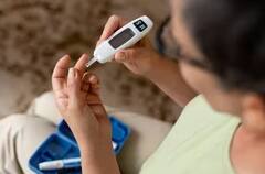Diabetes Tips: કઇ ઉંમરમાં ડાયાબિટીસ હોય છે સૌથી વધુ ખતરનાક, જાણો બચવાની ખાસ ટિપ્સ