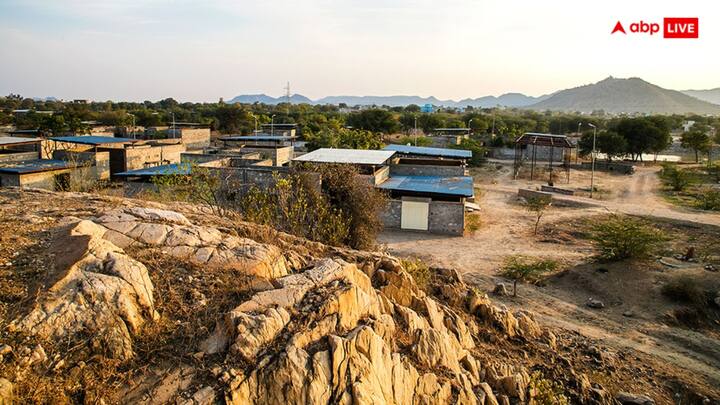 विकिपीडिया के अनुसार, भारत में 6 लाख 40 हजार 867 गांव हैं. हर गांव की अपनी एक खासियत है. एक भी गांव भारत में ऐसा नहीं है, जहां कुछ न कुछ खास न हो.