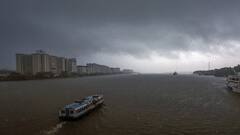 Weather Update : আকাশ মেঘলা থাকার সম্ভাবনা, আগামীকাল স্বস্তির বৃষ্টি নামতে পারে কলকাতা-সহ দক্ষিণবঙ্গে..