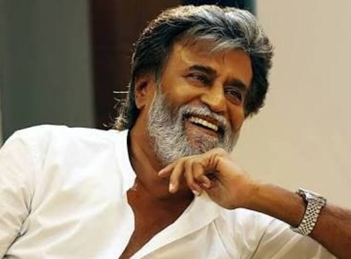 शाहरुख के बाद हाईएस्ट पेड एक्टर की लिस्ट में दूसरे नंबर पर तमिल सुपरस्टार रजनीकांत हैं. वह कथित तौर पर 150 करोड़ रुपये से 210 करोड़ रुपये के बीच फीस वसूलते हैं. उनकी एस्टीमेटेड नेटवर्थ 430 करोड़ रुपये है.