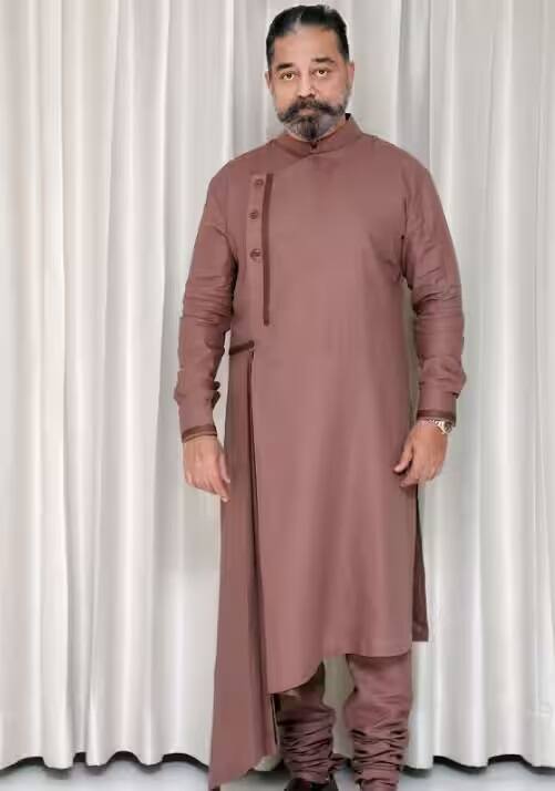 तर कमल हसन या यादीत सातव्या क्रमांकावर आहे. ते 100 कोटी ते 150 कोटी रुपये घेतात.