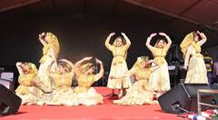 Shimla: इंटरनेशनल शिमला समर फेस्टिवल की धूम, सैलानियों को खूब पसंद आ रहा पहाड़ों का खास अंदाज