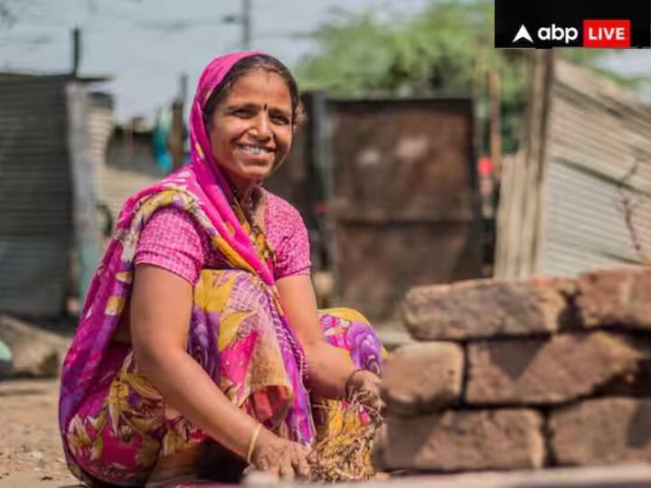 ਹੁਣ ਤੱਕ, ਪੀਐਮ-ਕਿਸਾਨ ਦੇ ਤਹਿਤ, 11 ਕਰੋੜ ਤੋਂ ਵੱਧ ਯੋਗ ਕਿਸਾਨ ਪਰਿਵਾਰਾਂ ਨੂੰ 3.04 ਲੱਖ ਕਰੋੜ ਰੁਪਏ ਤੋਂ ਵੱਧ ਦਾ ਲਾਭ ਮਿਲਿਆ ਹੈ।