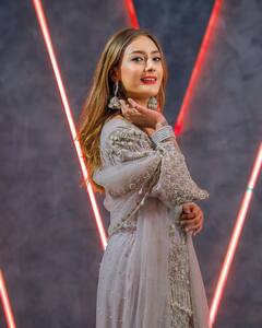 एक्टिंग में नहीं चला सिक्का...तो सोशल मीडिया से करोड़ों कमाने लगीं सलमान की 'बहन', पहचाना ?