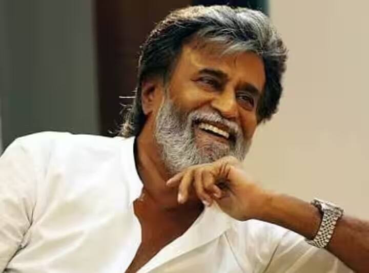 शाहरुखनंतर तामिळ सुपरस्टार रजनीकांत हा सर्वाधिक मानधन घेणाऱ्या अभिनेत्यांच्या यादीत दुसऱ्या क्रमांकावर आहे. रजनीकांत 150 कोटी ते 210 कोटी रुपये मानधन घेतात. त्यांची अंदाजे एकूण संपत्ती 430 कोटी रुपये आहे.