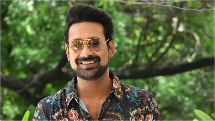 Varun Sandesh shoots Ninda movie with injured leg to know complete details read his interview Varun Sandesh: వరుణ్ సందేశ్ కాలికి గాయమైనా... దర్శకుడి కోసం రిస్క్ తీసుకుని 'నింద' సెట్స్‌కు!