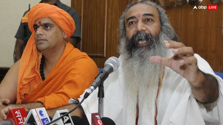 लोकसभा चुनाव 2024 निपटने के बाद इलेक्ट्रॉनिक वोटिंग मशीन (ईवीएम) के मुद्दे पर कांग्रेस के पूर्व समर्थक आचार्य प्रमोद कृष्णम ने विपक्षी दलों को घेरा है.