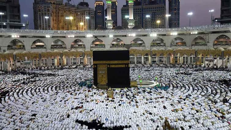 More Than 550 Hajj Pilgrims Die In Mecca As heat wave Exceed 50 Degrees Mecca Heatwave: மெக்காவில் வீசும் வெப்ப அலை - ஹஜ் பயணிகள் 550 பேர் உயிரிழந்த சோகம், 50டிகிரி செல்சியஸ் வெயில்