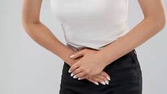 Health Tips: શું પાણી પીવા છતાં પણ ટોઈલેટ જતી વખતે થાય છે બળતરા, તો તે હોઈ શકે છે ગંભીર બીમારી