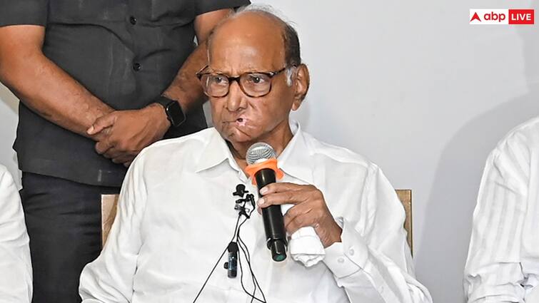 Sharad Pawar Claims Maharashtra voters have given message of change in the atmosphere of state बारामती में CM शिंदे पर बरसे शरद पवार, 'महाराष्ट्र की बागडोर BJP के हाथों में, लेकिन...'