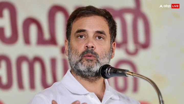 'अनफिल्टर्ड' चैनल से बातचीत के दौरान राहुल गांधी ने यह भी बताया था कि वह भगवान में यकीन रखते हैं. हालांकि, वह ईश्वर को अपने हिसाब से पूजते-मानते हैं.