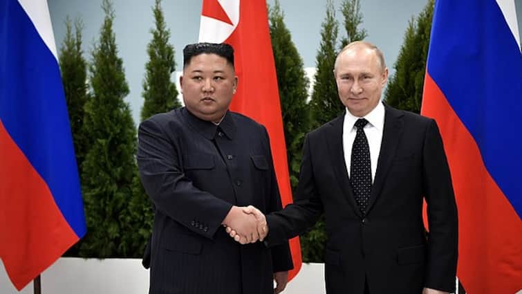 Russia Vladamir Putin North Korean Leader Kim Jong Un Pyongyang 'Strategic Fortress': Russia & North Korea Vow To Deepen Ties As Putin Visits Pyongyang