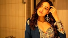 Neha Shetty : అద్దం ముందు అందంగా ఫోజులిస్తున్న నేహాశెట్టి.. Gorgeous Queen అంటోన్న ఫ్యాన్