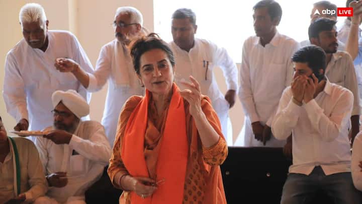 किरण चौधरी पांच बार विधायक, दो बार पूर्व कैबिनेट मंत्री और हरियाणा में पूर्व कांग्रेस लेजिसलेटिव पार्टी की नेता रही हैं.