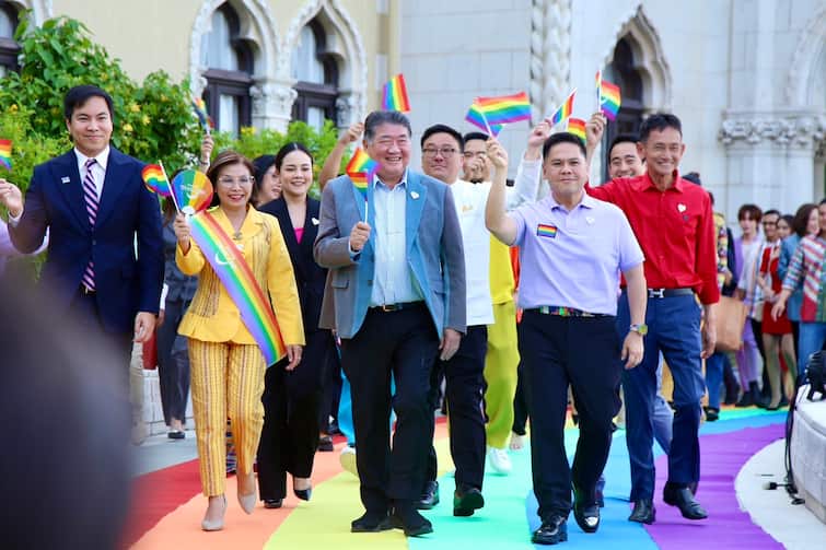 Thailand officially becomes the first Southeast Asian nation to legalize same sex marriage थाईलैंड में समलैंगिक शादी को मंजूरी, ऐसा करने वाला एशिया का तीसरा देश बना, यहां भी है लागू