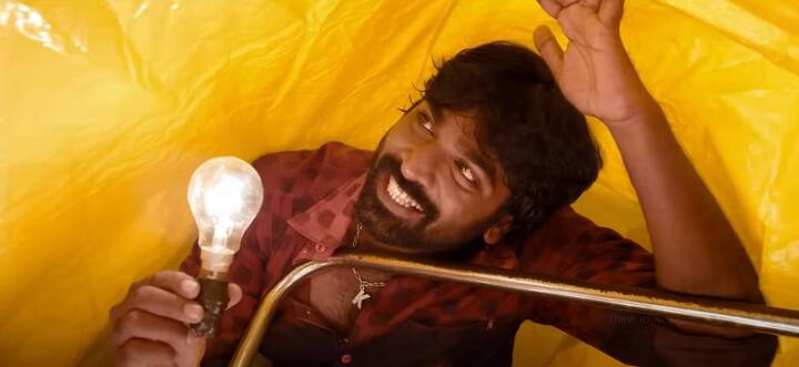 கோகுல் இயக்கத்தில் வெளிவந்த இதற்கு தானே ஆசைப்பட்டாய் பாலகுமாரா படத்தில்