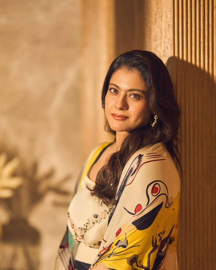 एक्ट्रेस ने बॉलीवुड के सिंघम अजय देवगन से शादी की है. आज ये स्टार कपल दो बच्चों के पेरेंट्स हैं.