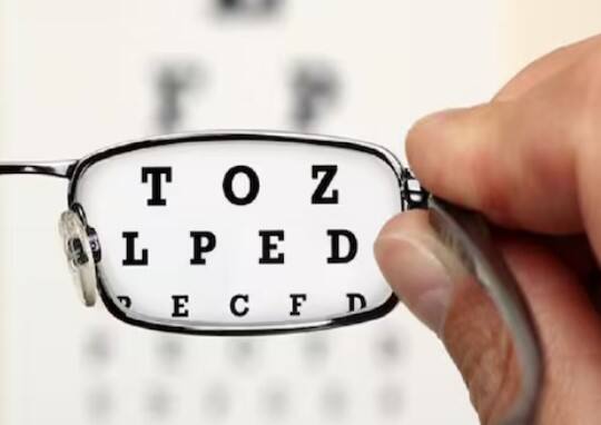 આંખના નંબર દૂર કરવા હોય તો દરરોજ ખાવી જોઈએ આ વસ્તુ, જાણો If you want to remove eye numbers you should eat this thing every day આંખના નંબર દૂર કરવા હોય તો દરરોજ ખાવી જોઈએ આ વસ્તુ, જાણો