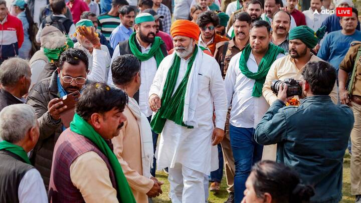 यूपी के मुज्जफरनगर में बुधवार (19 जून, 2024) को राकेश टिकैत ने कहा कि निःसंदेह किसान सम्मान निधि की किस्त जारी करना बेहतर कदम है पर मैं पूछना चाहूंगा कि पीएम को जरा किसानों के पास जाकर उनसे पूछना चाहिए कि उन्हें क्या दिक्कत है? क्या प्रधानमंत्री किसानों के पास गए?