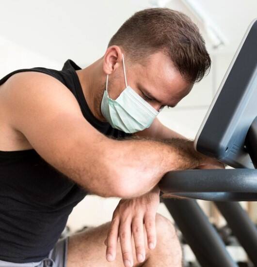 ਕਈ ਵਾਰ ਲੋਕ ਰਾਤ ਨੂੰ ਜਿੰਮ ਕਰਦੇ ਹਨ ਅਤੇ ਤੀਬਰ ਕਸਰਤ ਕਰਦੇ ਹਨ। ਇਹ ਸਰੀਰ ਲਈ ਖਤਰਨਾਕ ਹੋ ਸਕਦਾ ਹੈ। ਇਸ ਸਮੇਂ ਸਰੀਰ ਥਕਾਵਟ ਮਹਿਸੂਸ ਕਰਦਾ ਹੈ। ਅਜਿਹੇ 'ਚ ਸ਼ਾਮ ਨੂੰ ਜ਼ਿਆਦਾ ਕਸਰਤ ਕਰਨ ਤੋਂ ਬਚਣਾ ਚਾਹੀਦਾ ਹੈ।