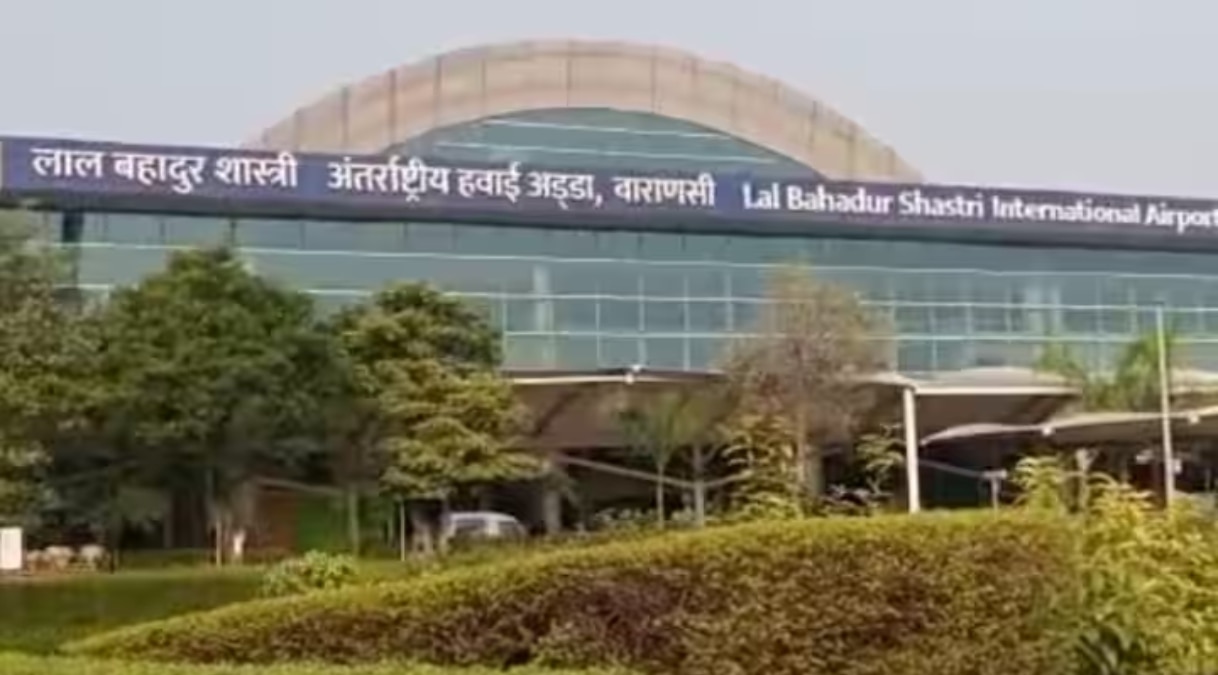 Varanasi Airport: वाराणसी के अंतरराष्ट्रीय एयरपोर्ट के लिए केंद्र ने खोला खजाना,  2869.65 करोड रुपये से होगा विस्तारीकरण