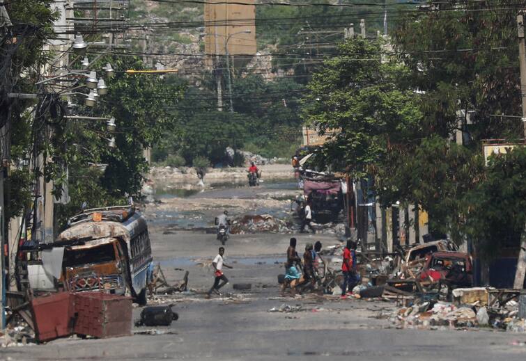 Gang violence in Haiti has displaced nearly 580000 people a new UN reports says ਪਿਛਲੇ 3 ਮਹੀਨਿਆਂ ਤੋਂ ਗੈਂਗ ਵਾਰ 'ਚ ਉਲਝਿਆ ਇਹ ਦੇਸ਼, ਹੁਣ ਤੱਕ 6 ਲੱਖ ਲੋਕ ਹੋਏ ਬੇਘਰ